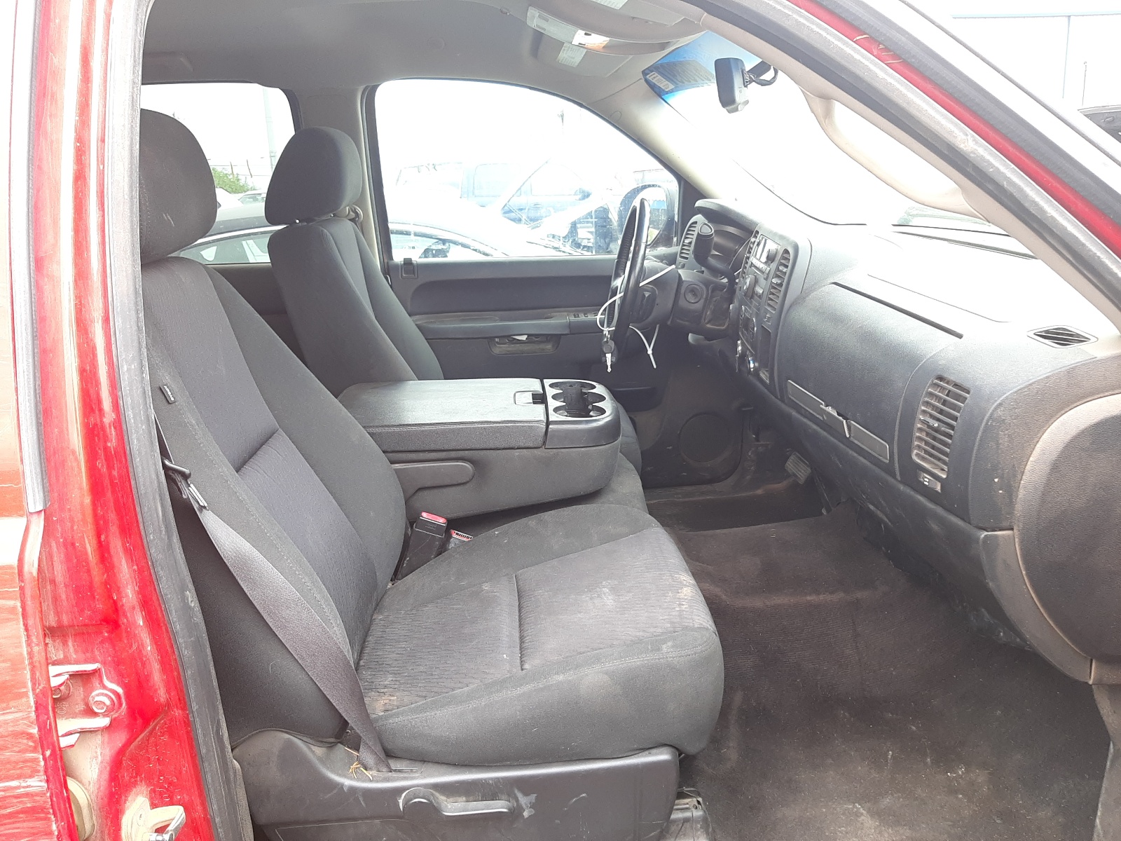 Photo 5 from auction – 2013 CHEVROLET SILVERADO with VIN 3GCUKSE20DG253354