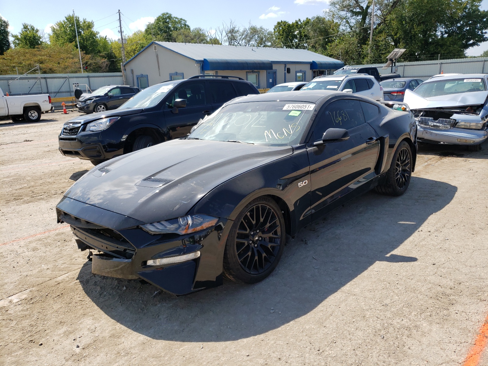 Photo 2 from auction – 2018 FORD MUSTANG GT with VIN 1FA6P8CF7J5108355