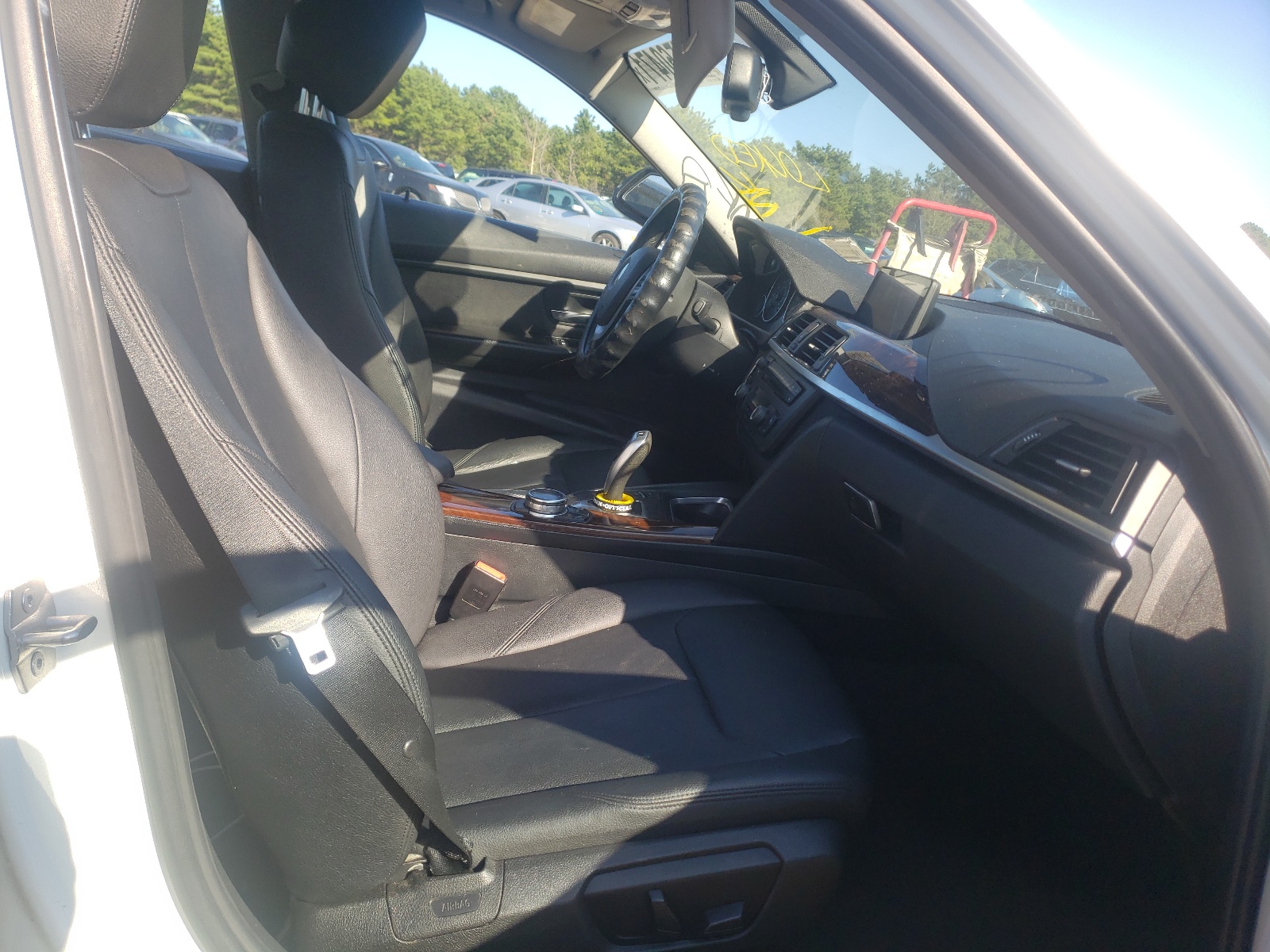 Photo 5 from auction – 2015 BMW 328 XI with VIN WBA3B3G5XFNR86866