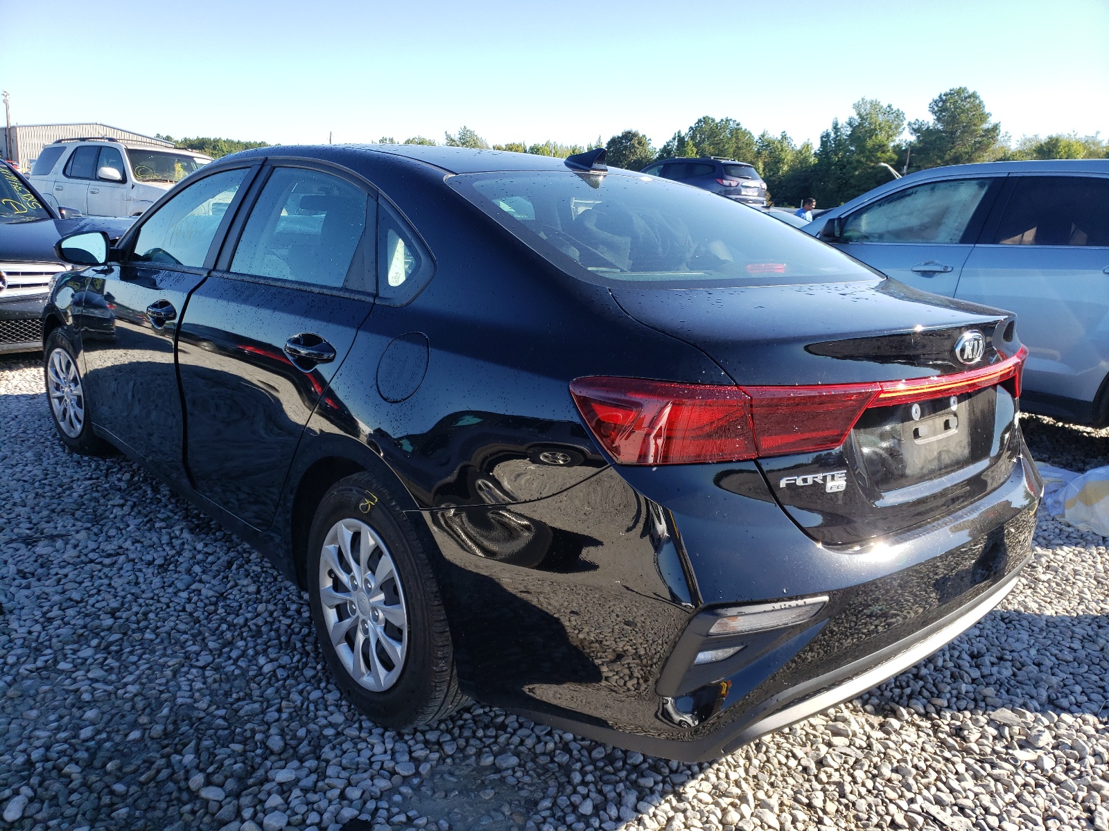 Photo 3 from auction – 2021 KIA FORTE FE with VIN 3KPF24AD9ME274596
