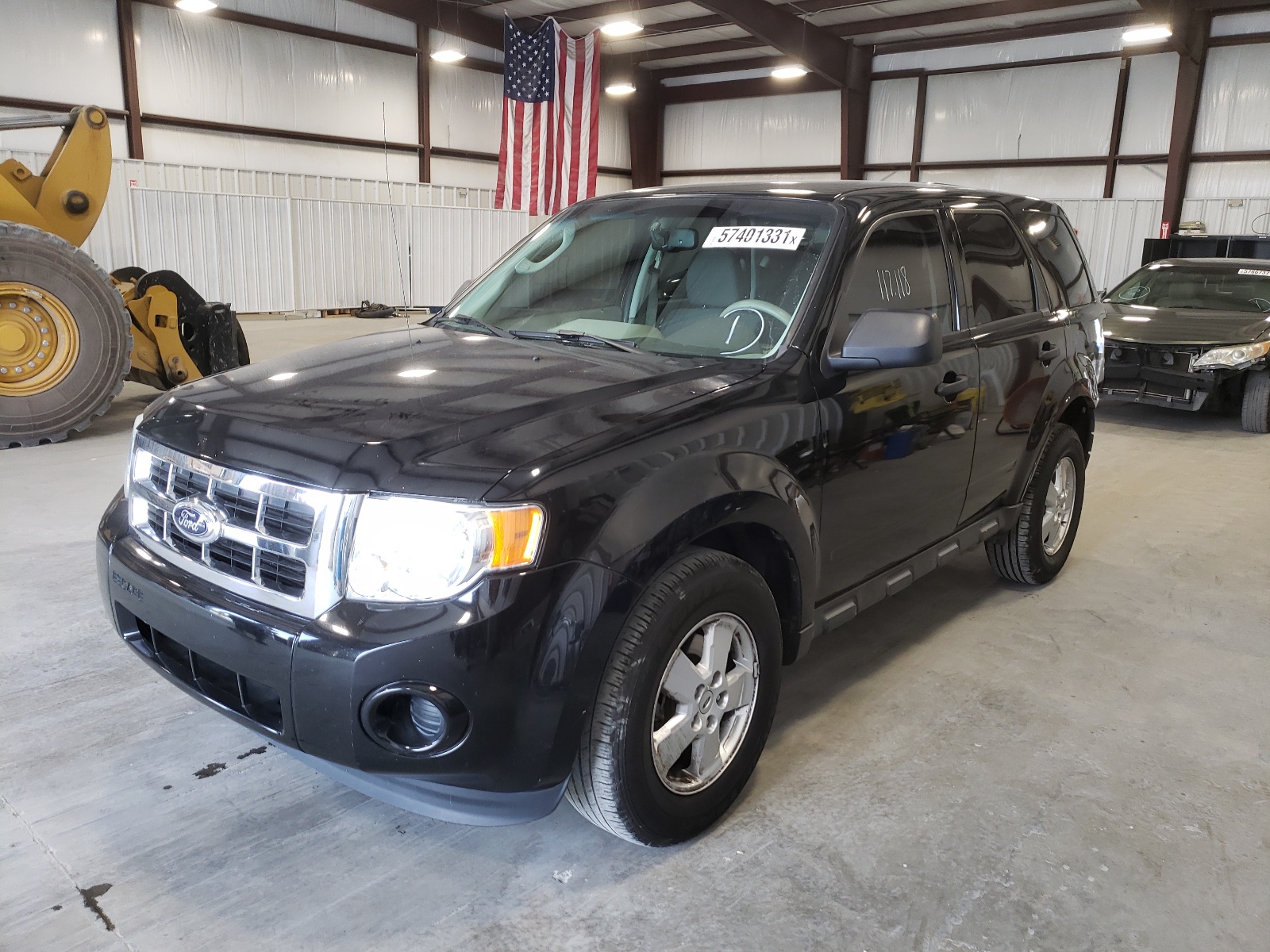 صورة رقم 2 من المزاد - 2012 FORD ESCAPE XLS مع VIN 1FMCU0C77CKC75184