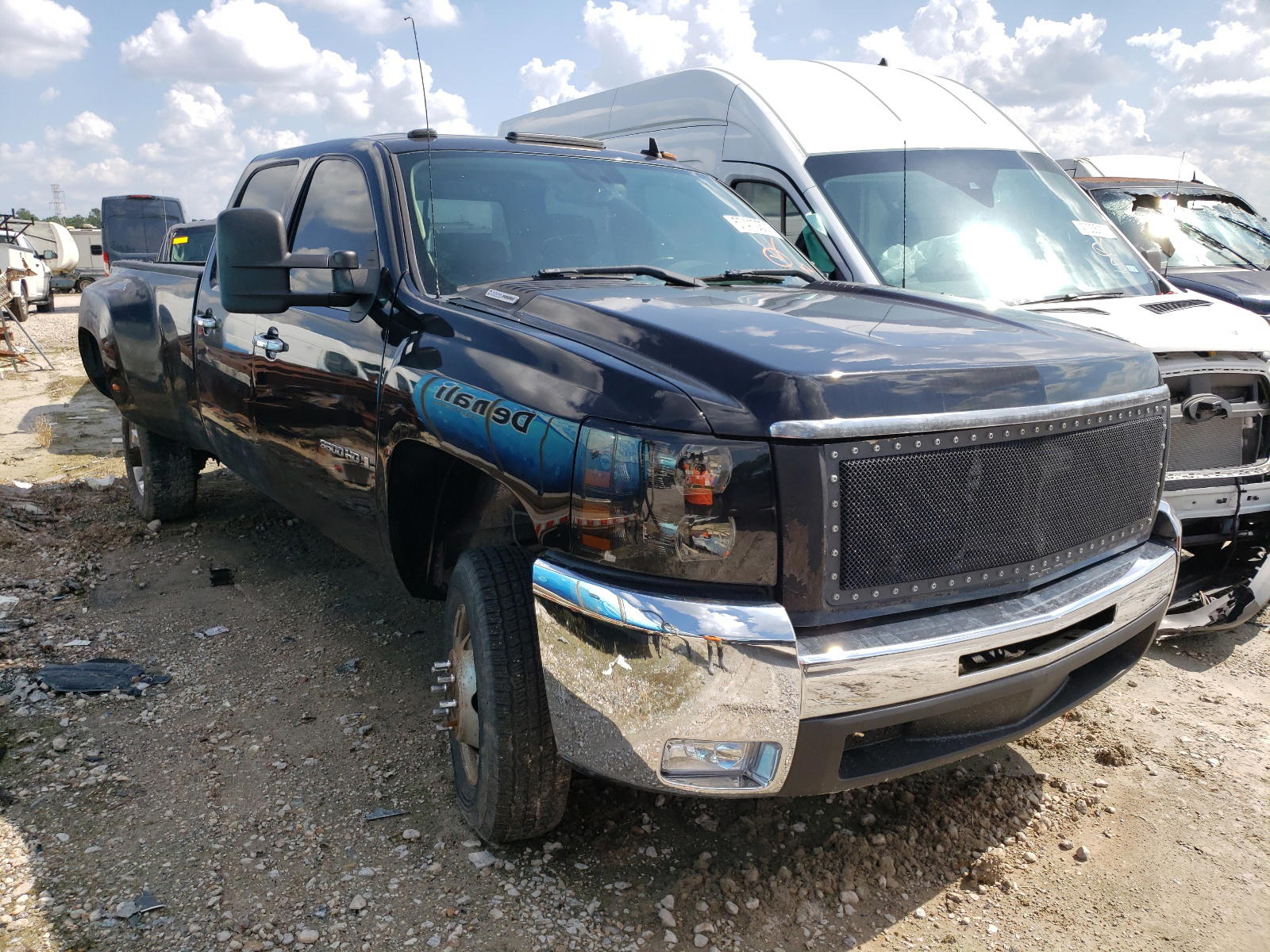 CHEVROLET SILVERADO 2008 with VIN 1GCJK33678F187004 - Photo from auction