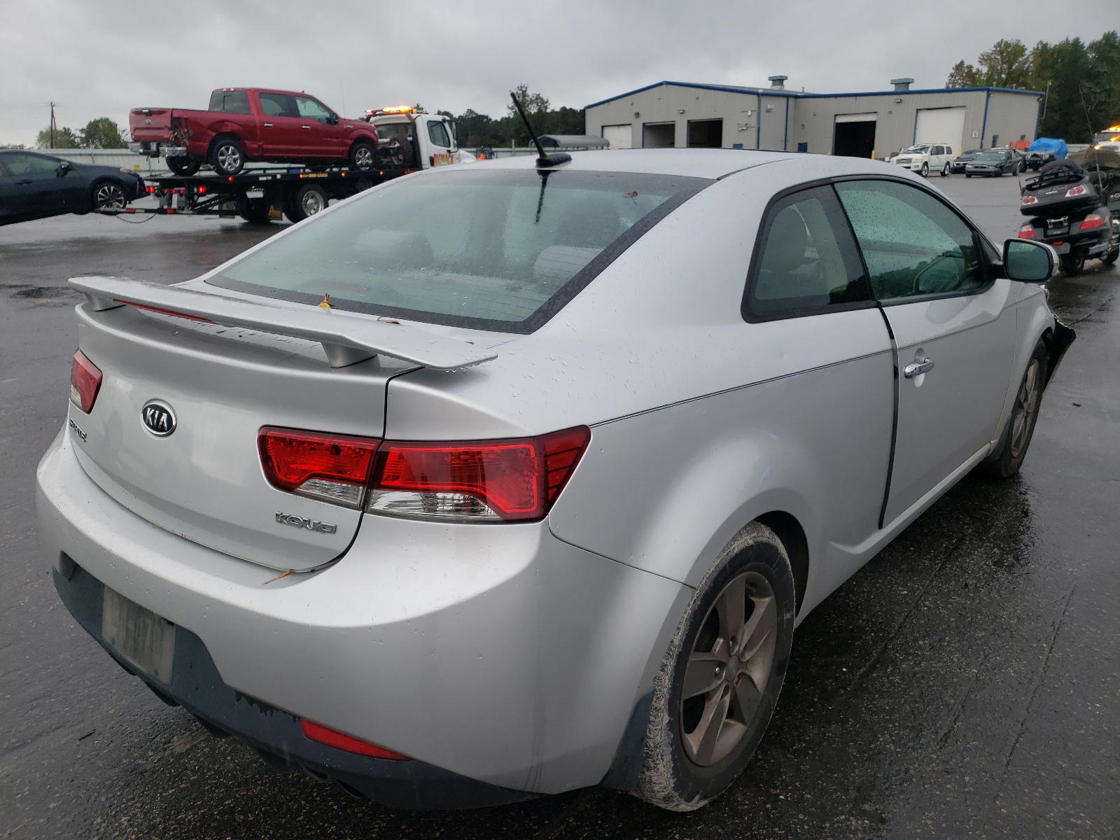 Photo 4 from auction – 2011 KIA FORTE with VIN KNAFU6A25B5322251
