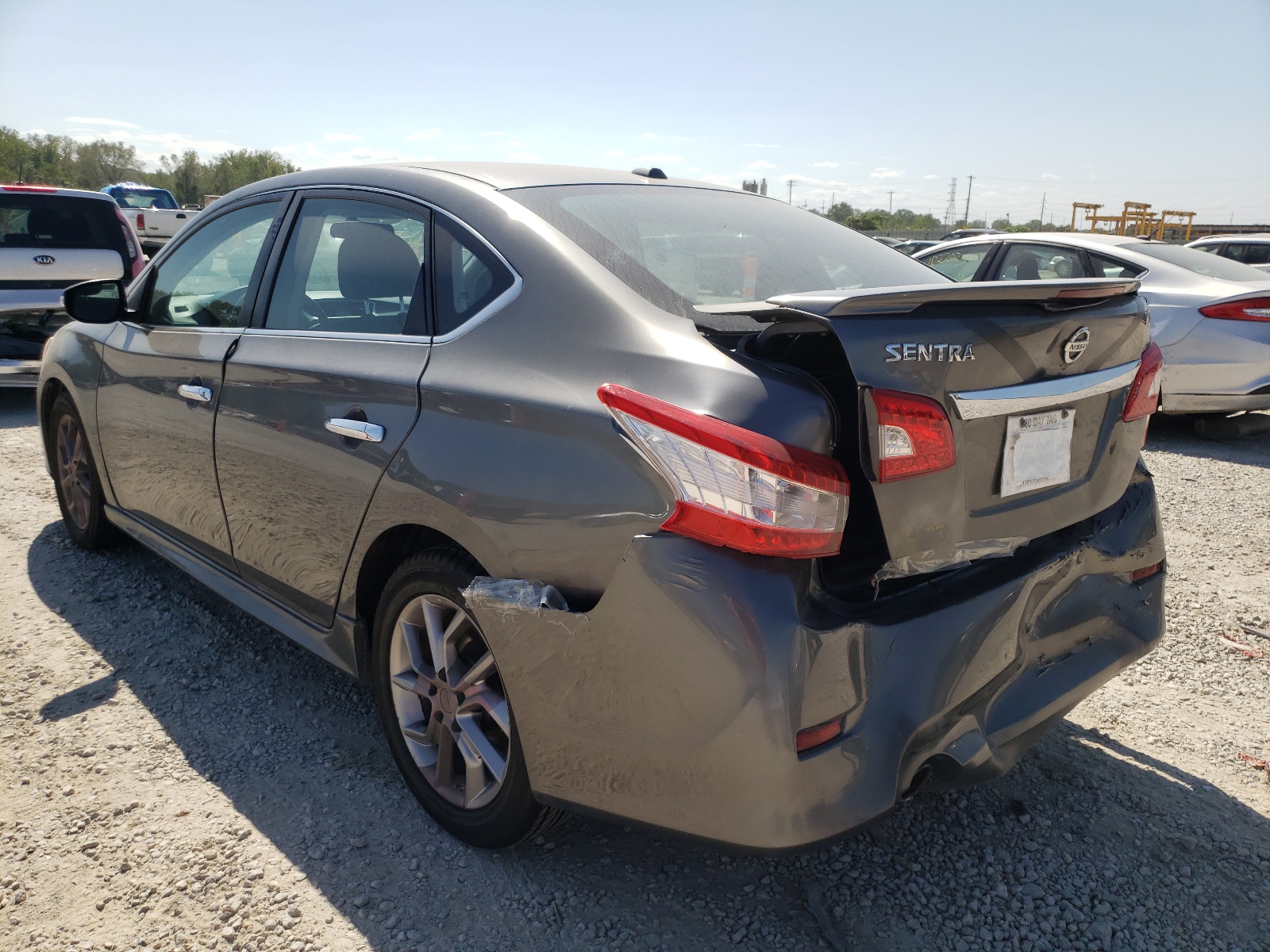 Photo 3 from auction – 2015 NISSAN SENTRA S with VIN 3N1AB7AP5FY258261