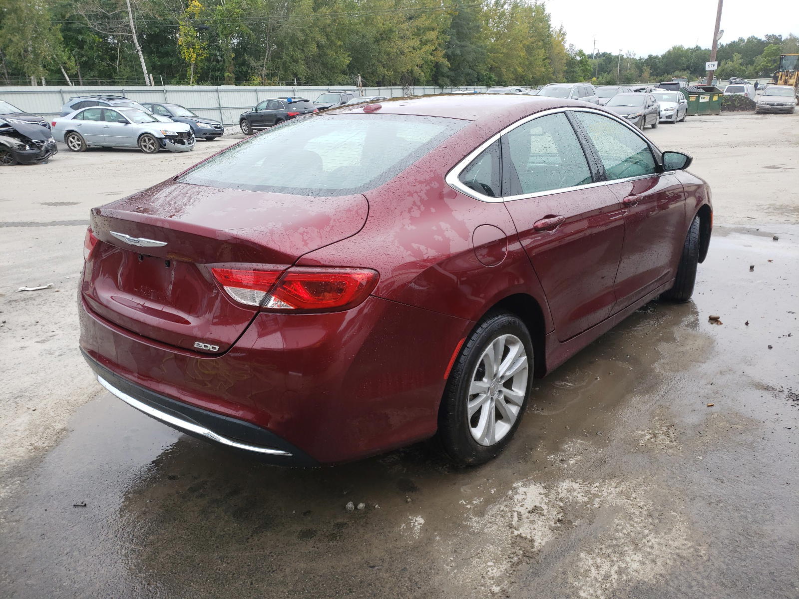 Photo 4 from auction – 2015 CHRYSLER 200 LIMITE with VIN 1C3CCCAB2FN759657