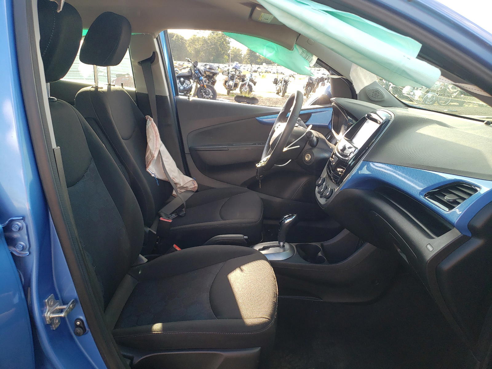 Photo 5 from auction – 2016 CHEVROLET SPARK 1LT with VIN KL8CD6SA0GC612923