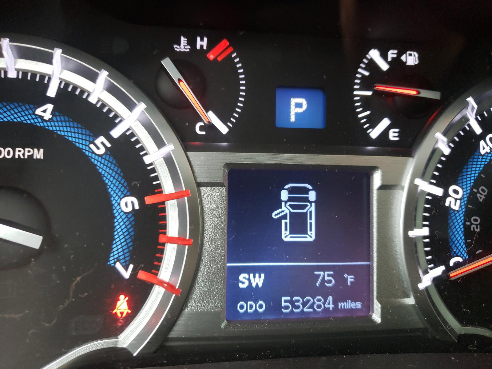 Photo 8 from auction – 2015 TOYOTA 4RUNNER SR with VIN JTEBU5JR7F5240211