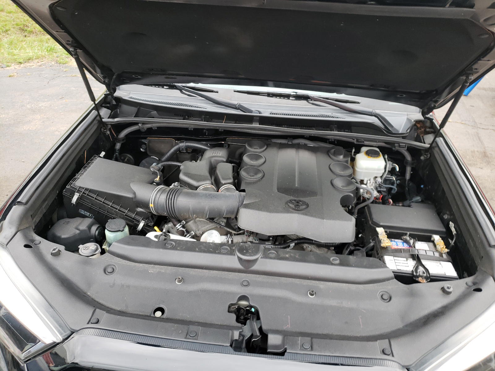 Photo 7 from auction – 2015 TOYOTA 4RUNNER SR with VIN JTEBU5JR7F5240211