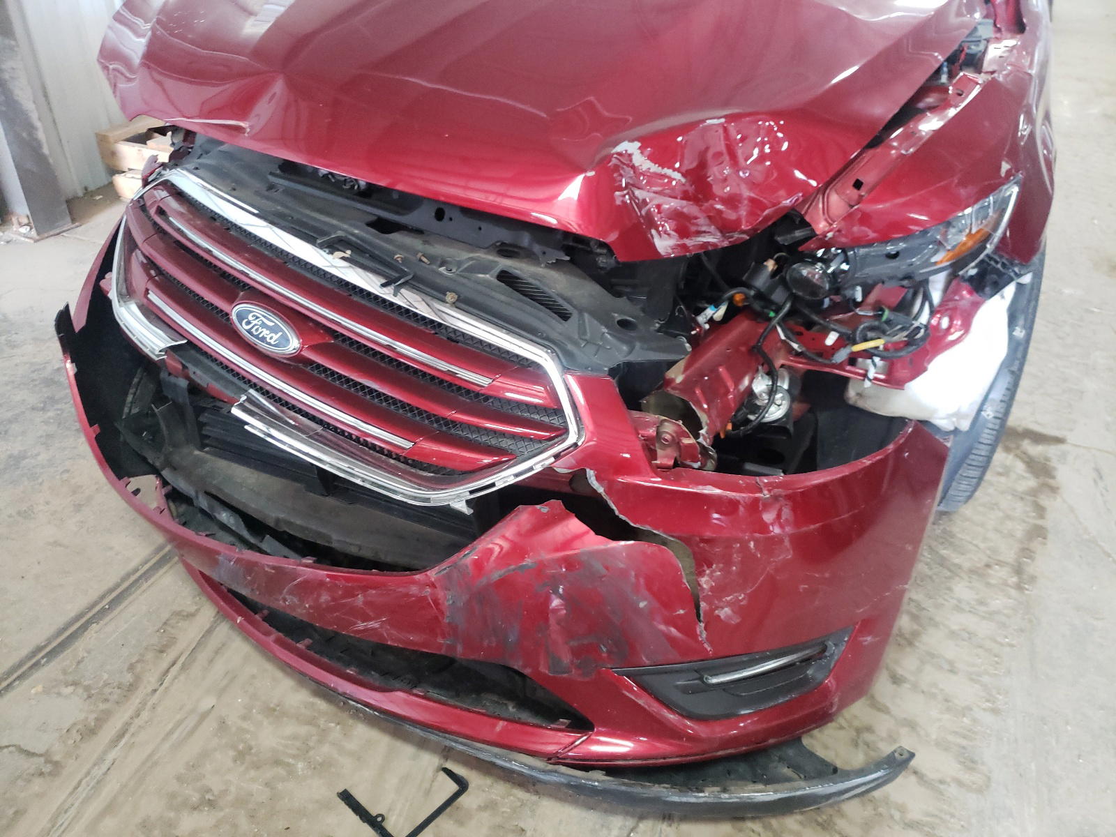 Photo 9 from auction – 2017 FORD TAURUS LIM with VIN 1FAHP2F8XHG117262
