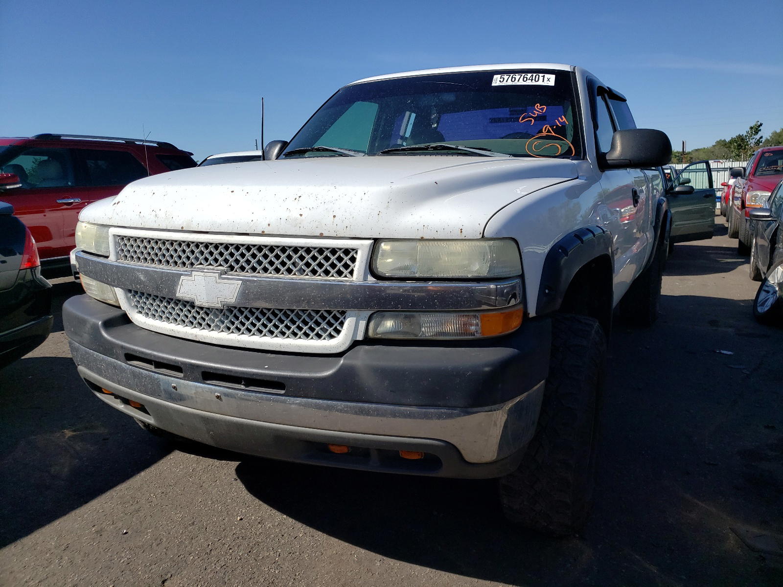 Photo 2 from auction – 2002 CHEVROLET SILVERADO with VIN 1GCHC29U42E274089