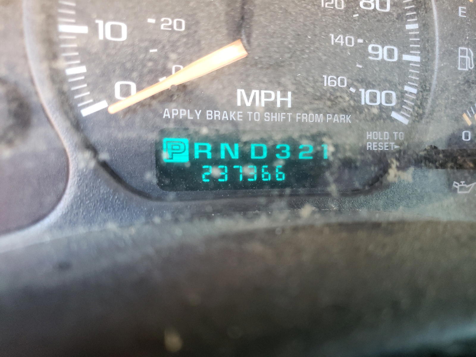 Photo 8 from auction – 2002 CHEVROLET SILVERADO with VIN 1GCHC29U42E274089