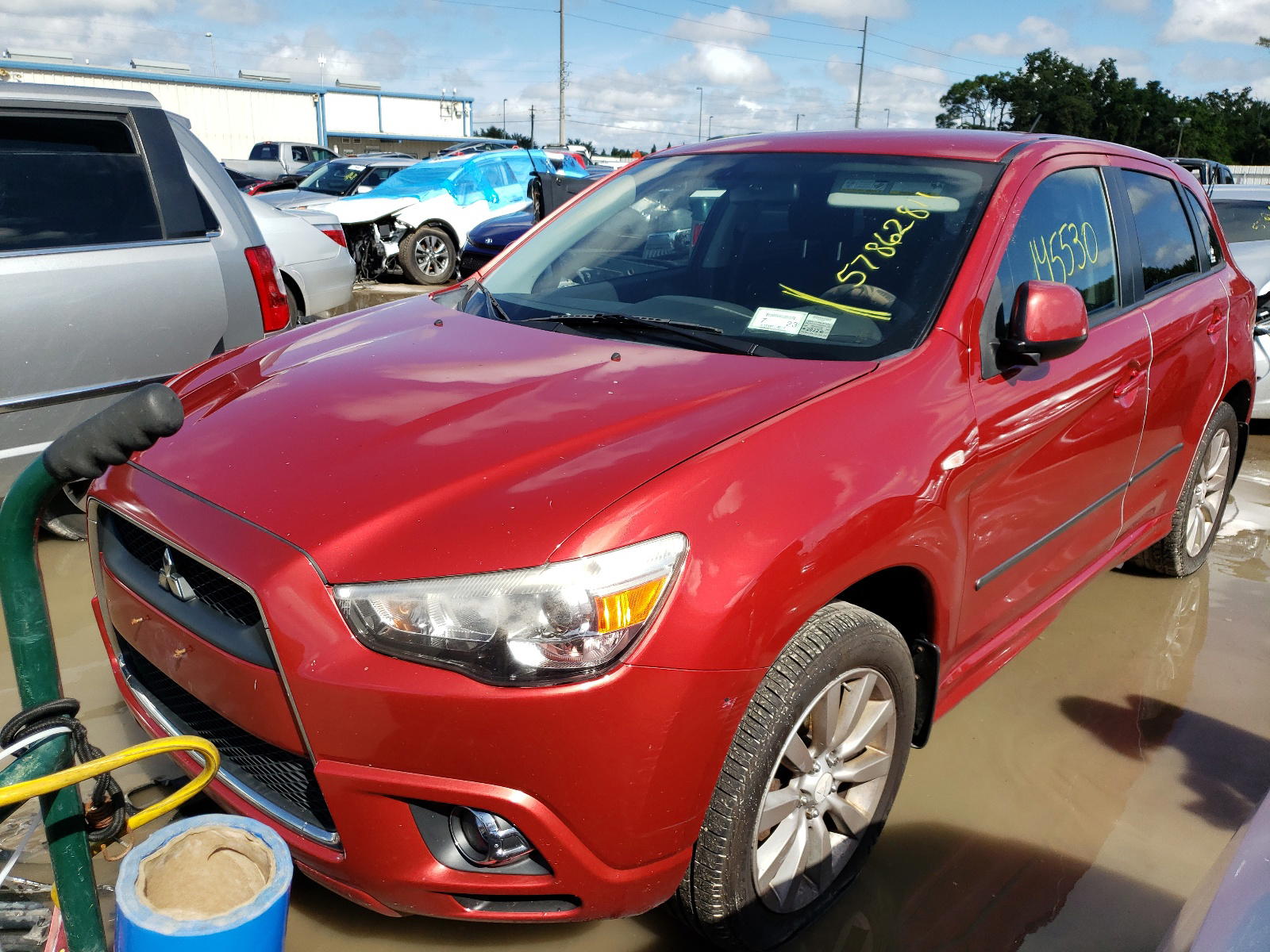 Photo 2 from auction – 2011 MITSUBISHI OUTLANDER with VIN JA4AR4AU3BZ010016