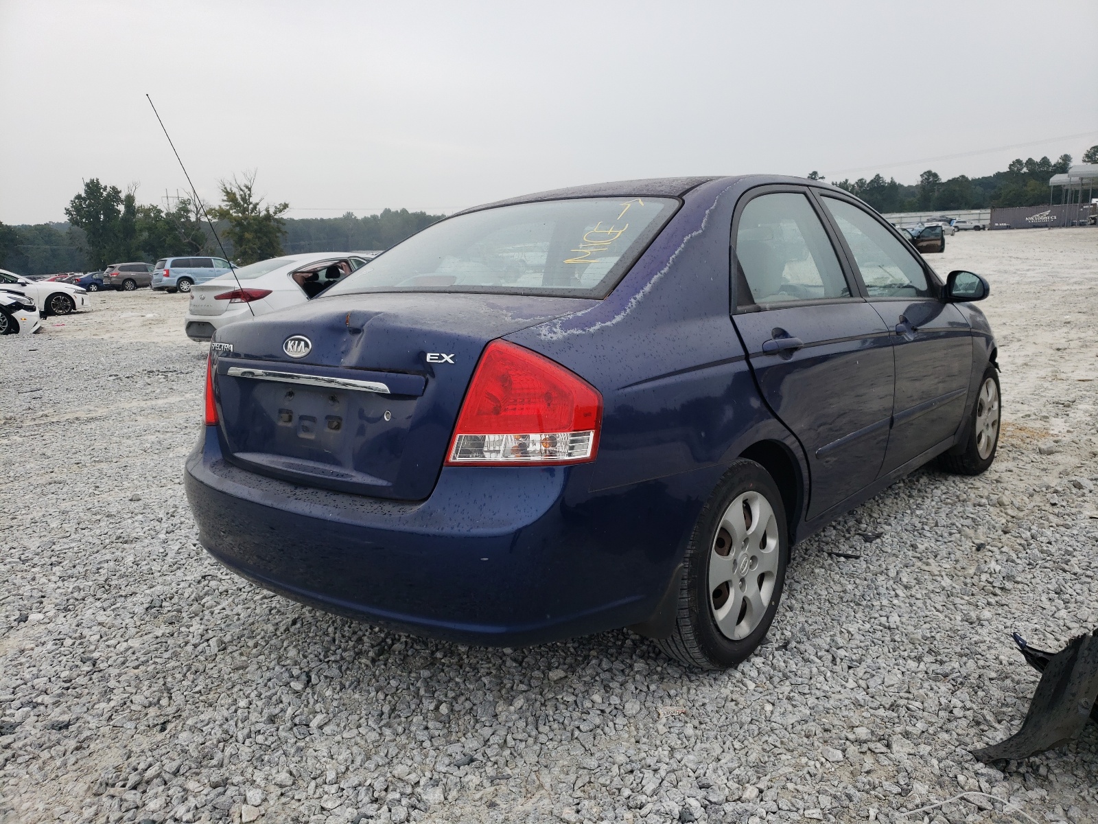 Zdjęcie 4 z aukcji – 2009 KIA SPECTRA EX z VIN KNAFE221595632101