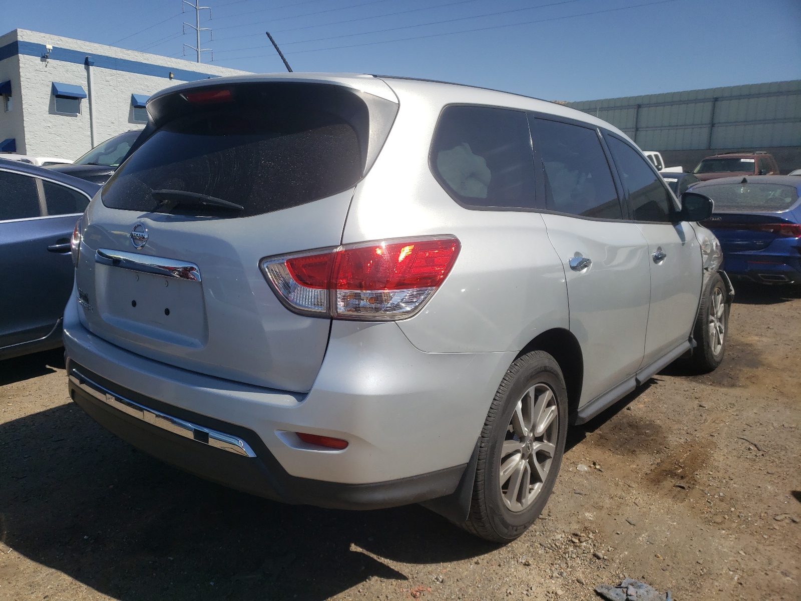 Foto 4 de la subasta – 2014 NISSAN PATHFINDER con VIN 5N1AR2MN0EC696789