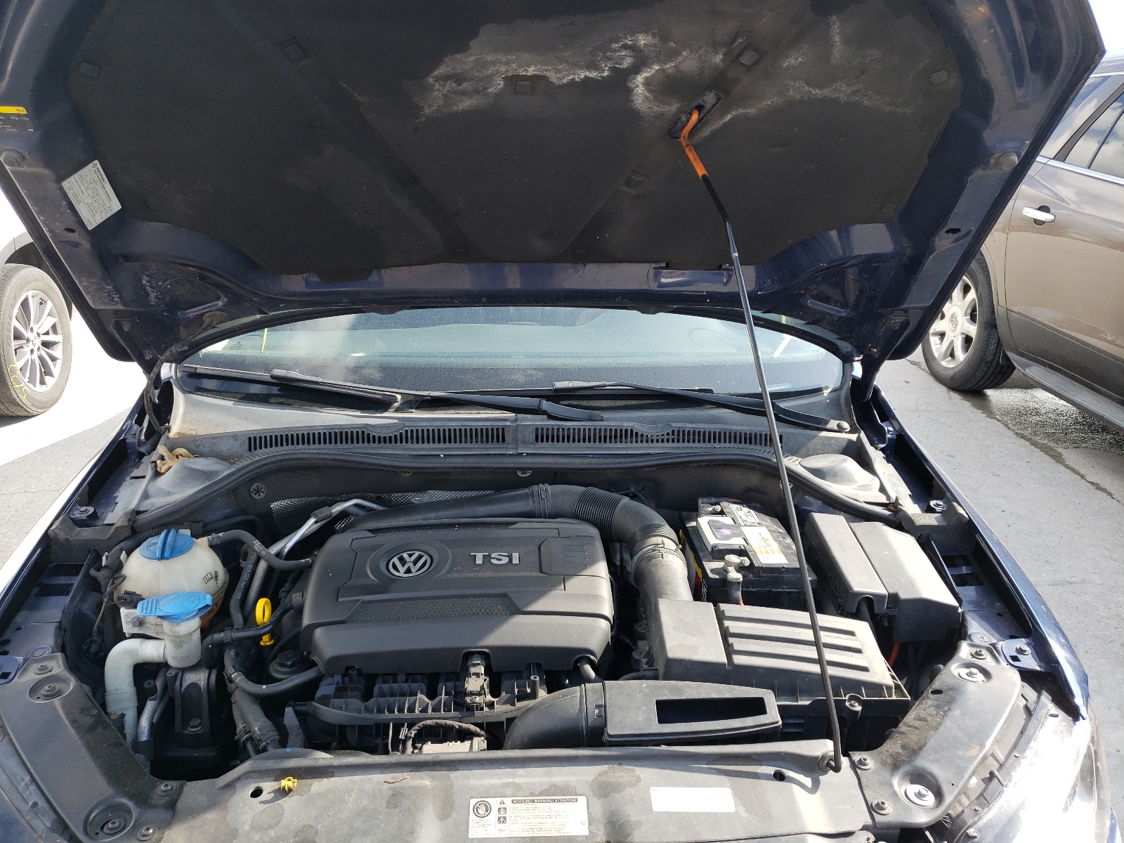 Photo 7 from auction – 2014 VOLKSWAGEN JETTA SE with VIN 3VWD07AJ2EM411287