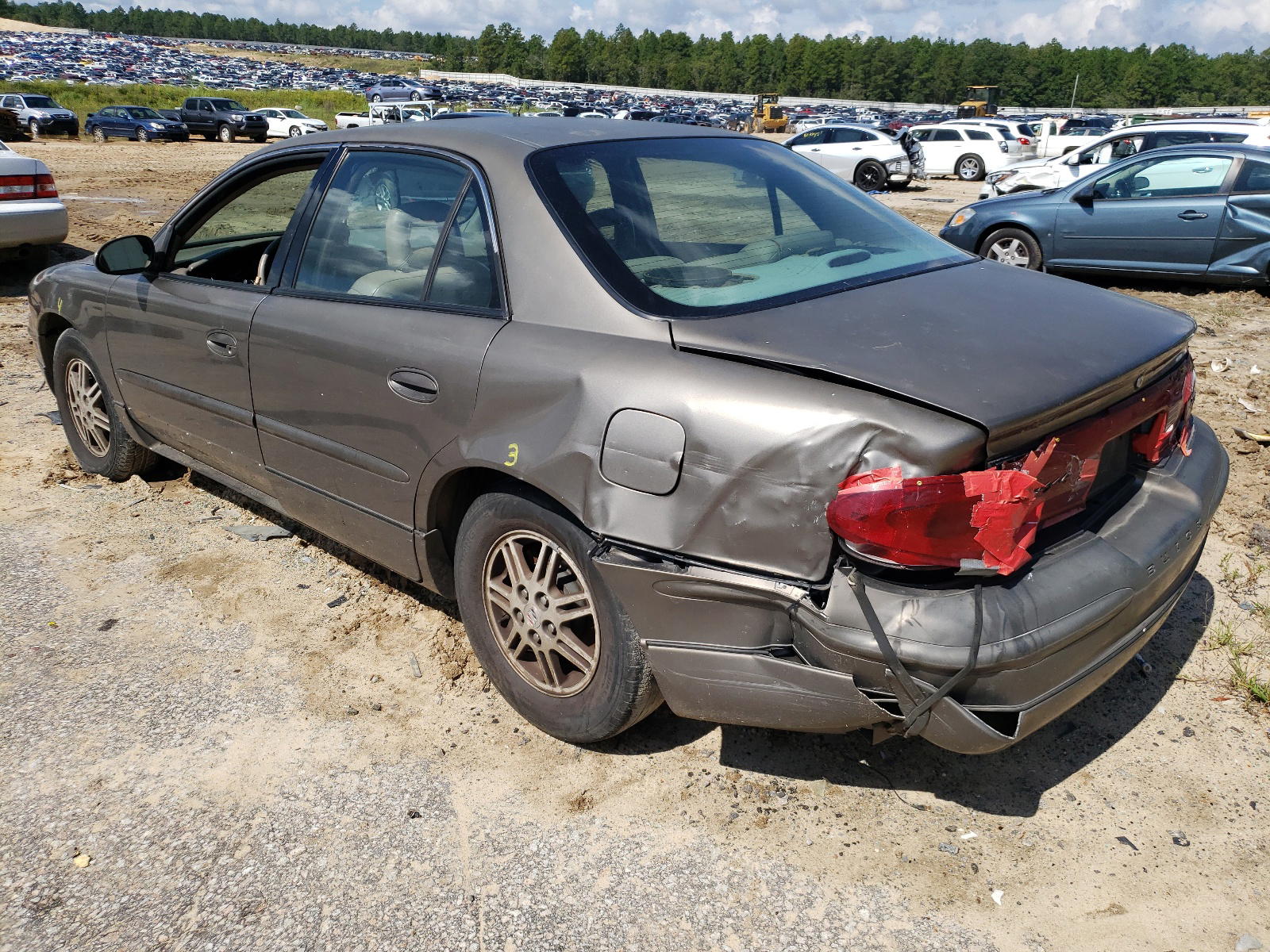 Photo 3 from auction – 2002 BUICK REGAL LS with VIN 2G4WB55K421292217