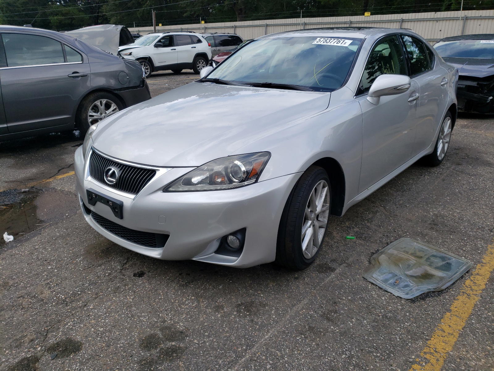 Photo 2 from auction – 2013 LEXUS IS 250 with VIN JTHCF5C24D5063194