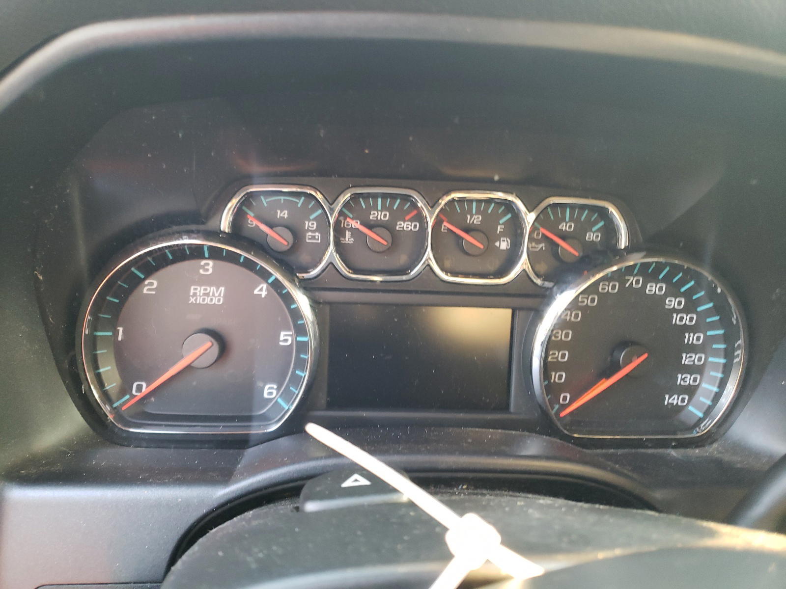 Photo 8 from auction – 2015 CHEVROLET SILVERADO with VIN 1GCUKREC8FF200875