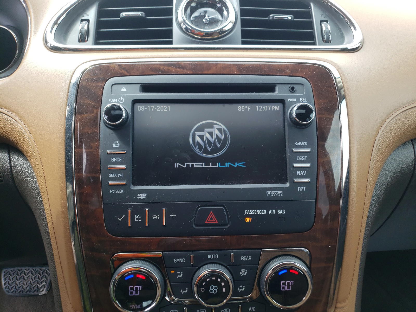 Photo 9 from auction – 2015 BUICK ENCLAVE with VIN 5GAKRBKD0FJ255732