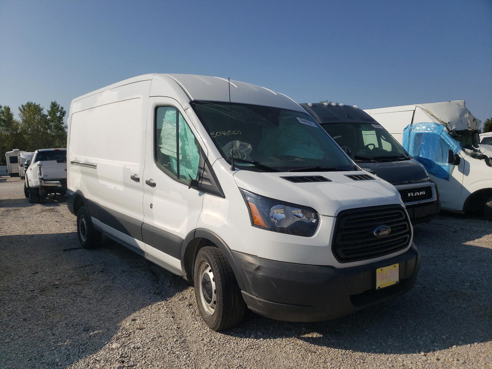 FORD TRANSIT T- 2018 with VIN 1FTYR2CM7JKA55537 - Photo from auction