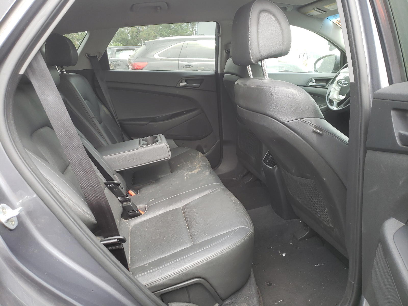 Photo 6 from auction – 2016 HYUNDAI TUCSON LIM with VIN KM8J3CA21GU203524