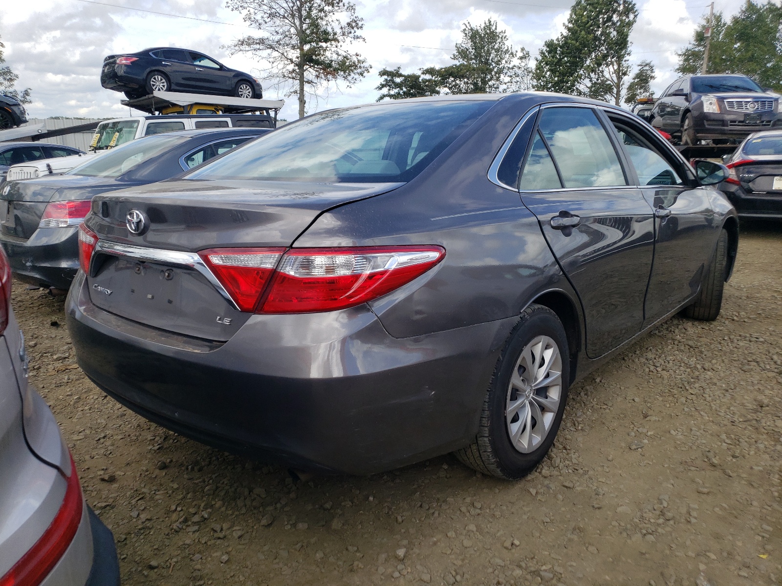 Photo 4 from auction – 2016 TOYOTA CAMRY LE with VIN 4T4BF1FK5GR543998