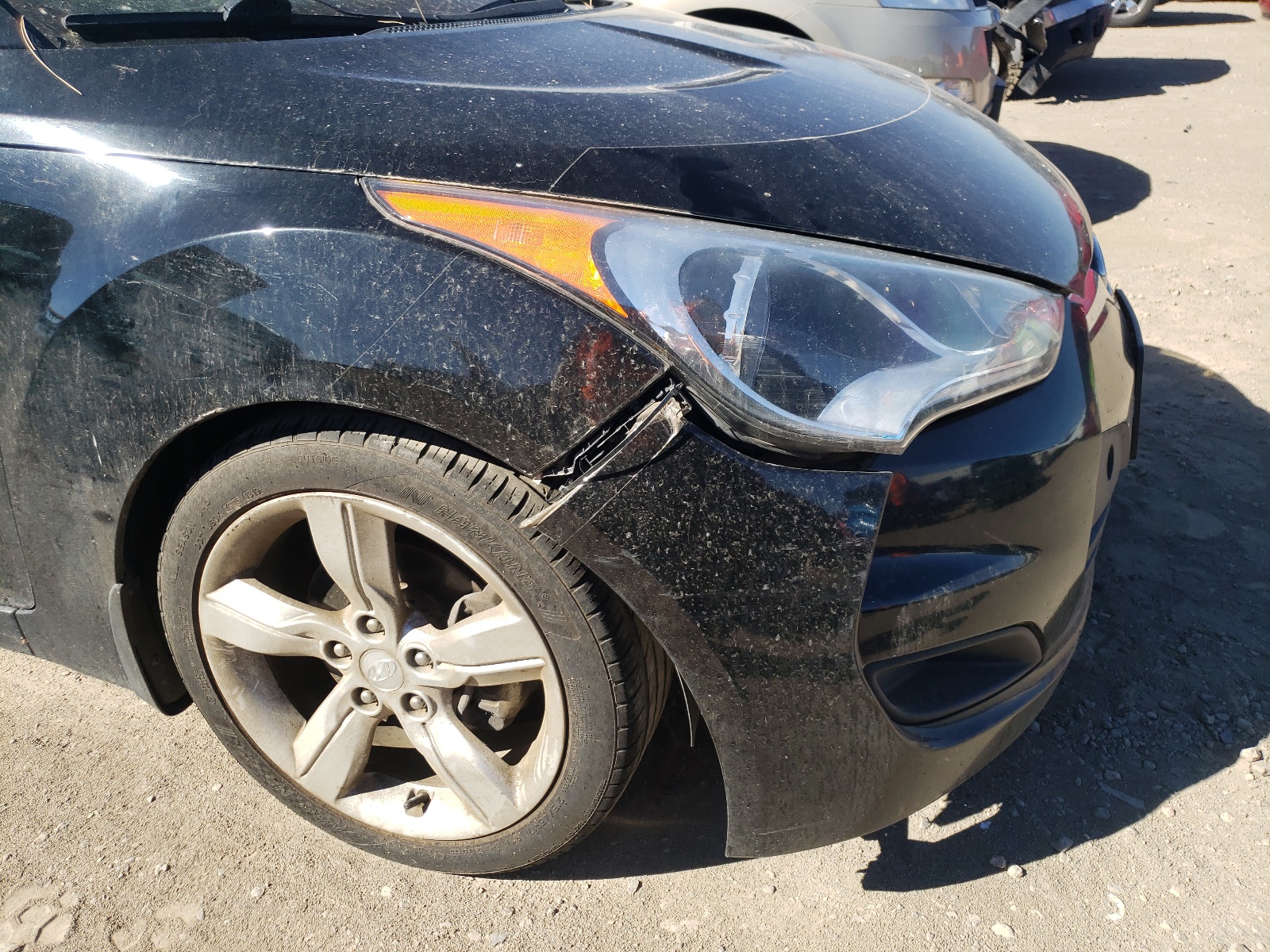 Photo 9 from auction – 2013 HYUNDAI VELOSTER with VIN KMHTC6AD6DU142887