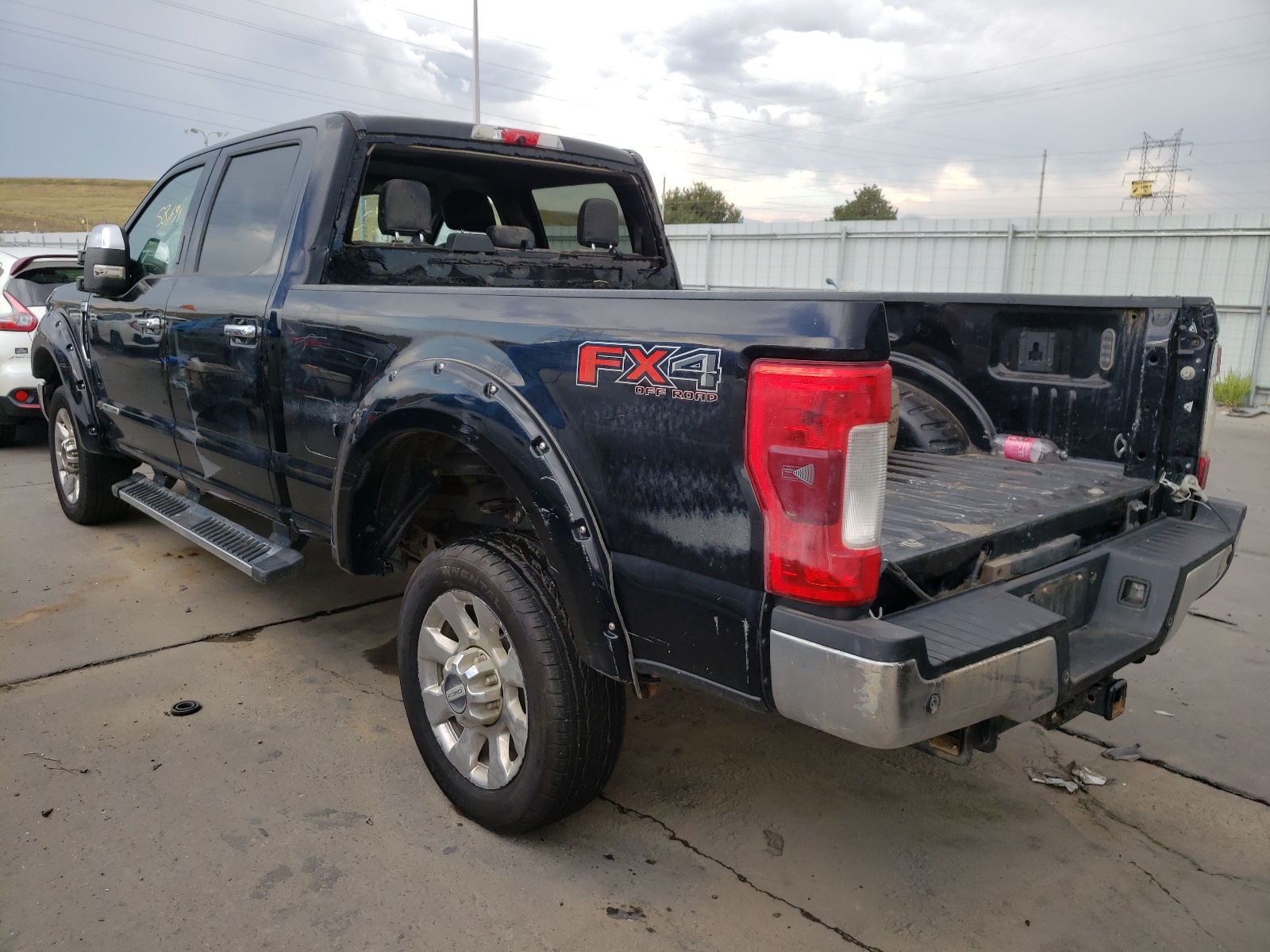 Photo 3 from auction – 2017 FORD F350 SUPER with VIN 1FT8W3BT7HED77837