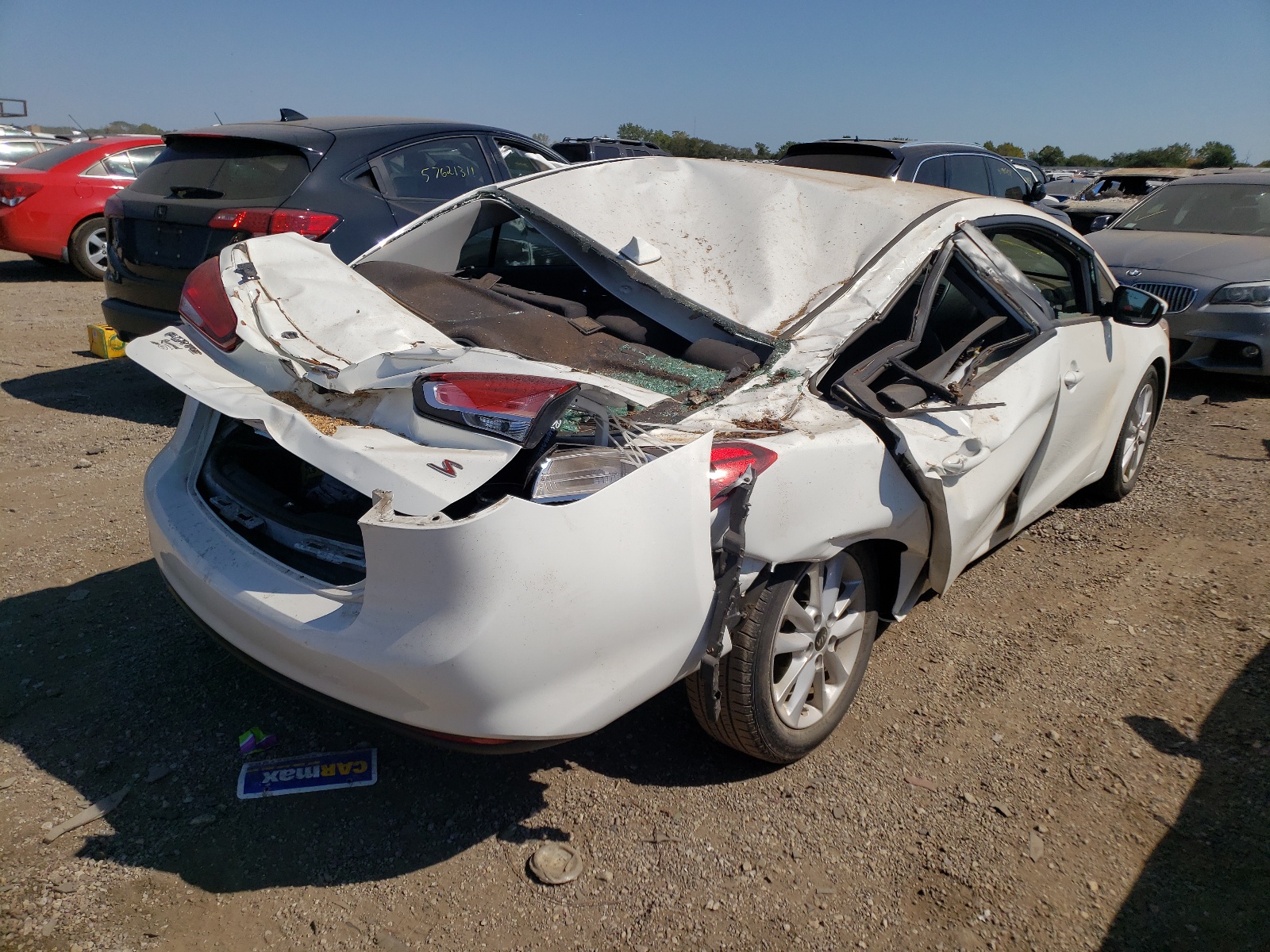 Photo 4 from auction – 2017 KIA FORTE LX with VIN 3KPFL4A78HE151627