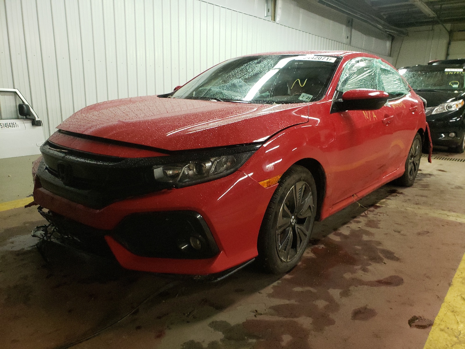 Photo 2 from auction – 2018 HONDA CIVIC EX with VIN SHHFK7H50JU410098