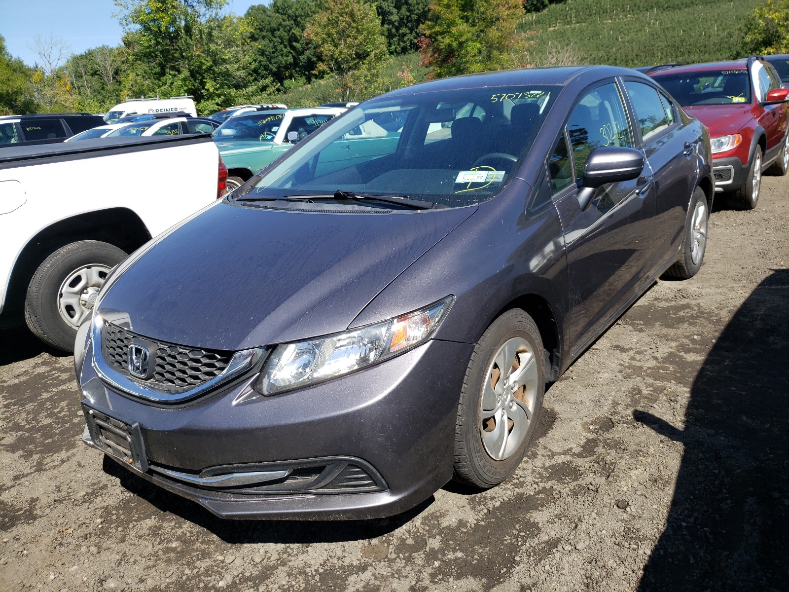 Photo 2 from auction – 2015 HONDA CIVIC LX with VIN 19XFB2F50FE273362