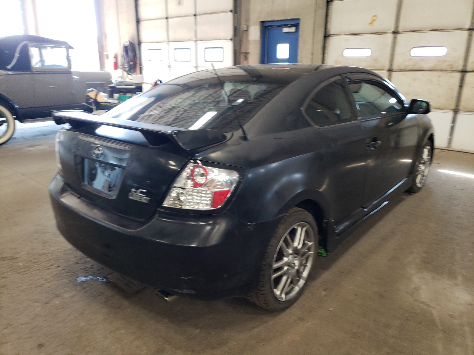 Photo 4 from auction – 2007 TOYOTA SCION TC with VIN JTKDE177X70150454