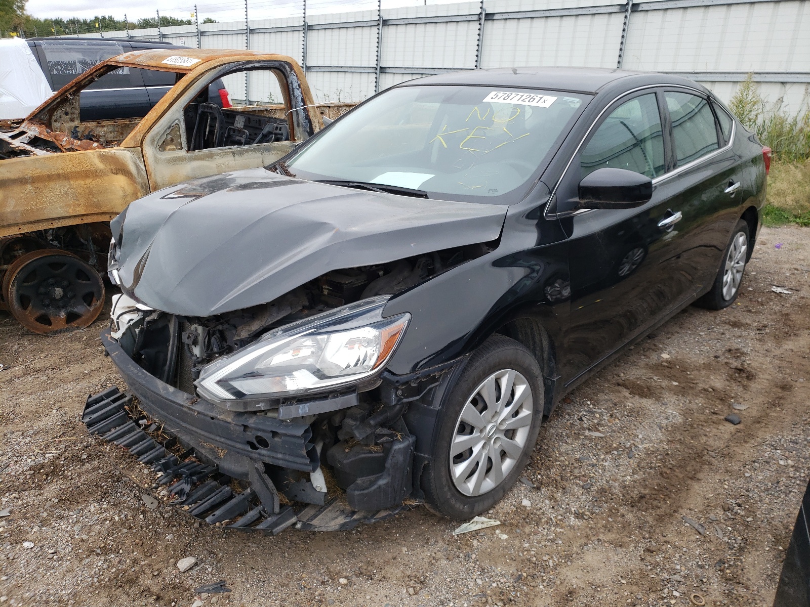 Photo 2 from auction – 2017 NISSAN SENTRA S with VIN 3N1AB7AP3HY374609