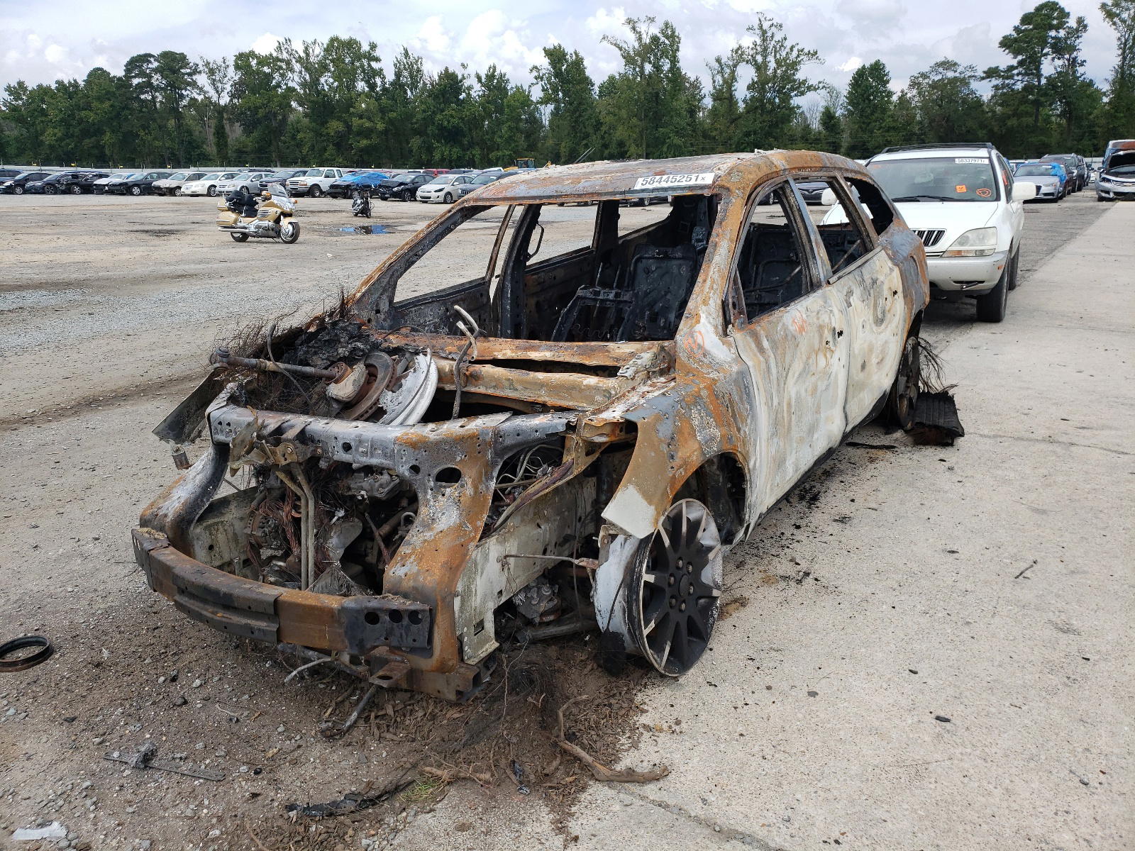 Photo 2 from auction – 2014 BUICK ENCLAVE with VIN 5GAKVBKD6EJ305480