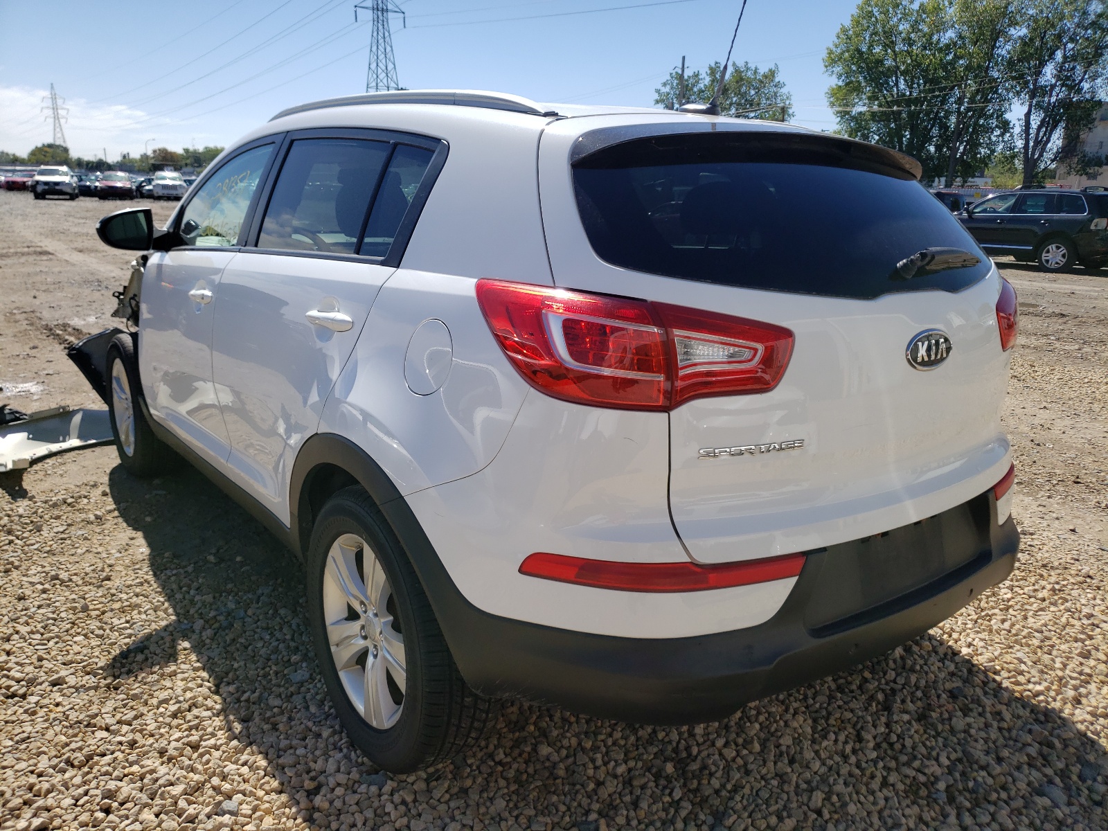 Photo 3 from auction – 2011 KIA SPORTAGE L with VIN KNDPBCA25B7079363