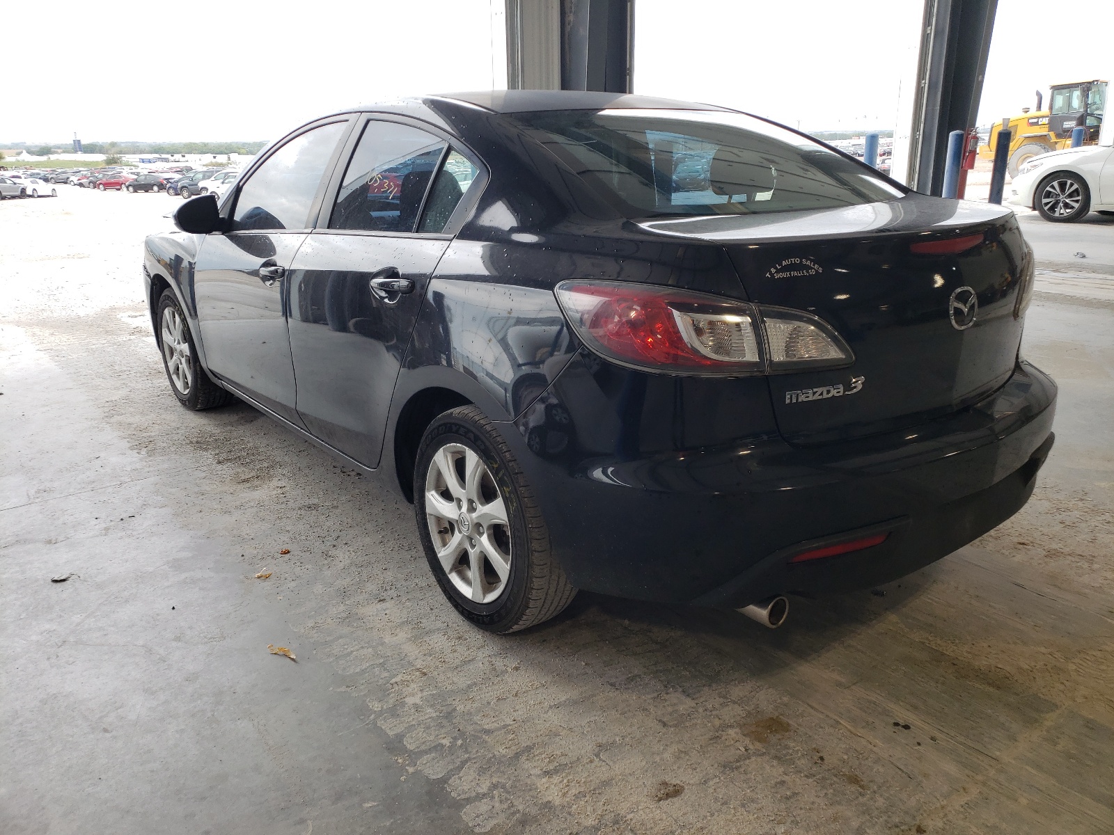 Photo 3 from auction – 2010 MAZDA 3 I with VIN JM1BL1SF6A1266979