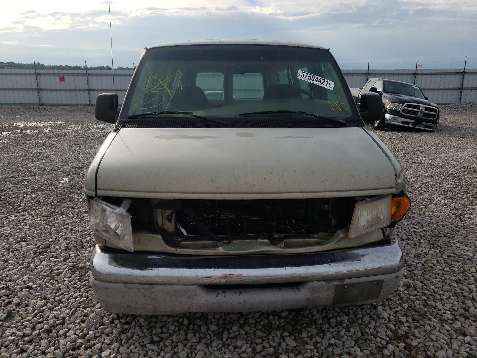 Photo 9 from auction – 2004 FORD ECONOLINE with VIN 1FMRE11L04HA38645