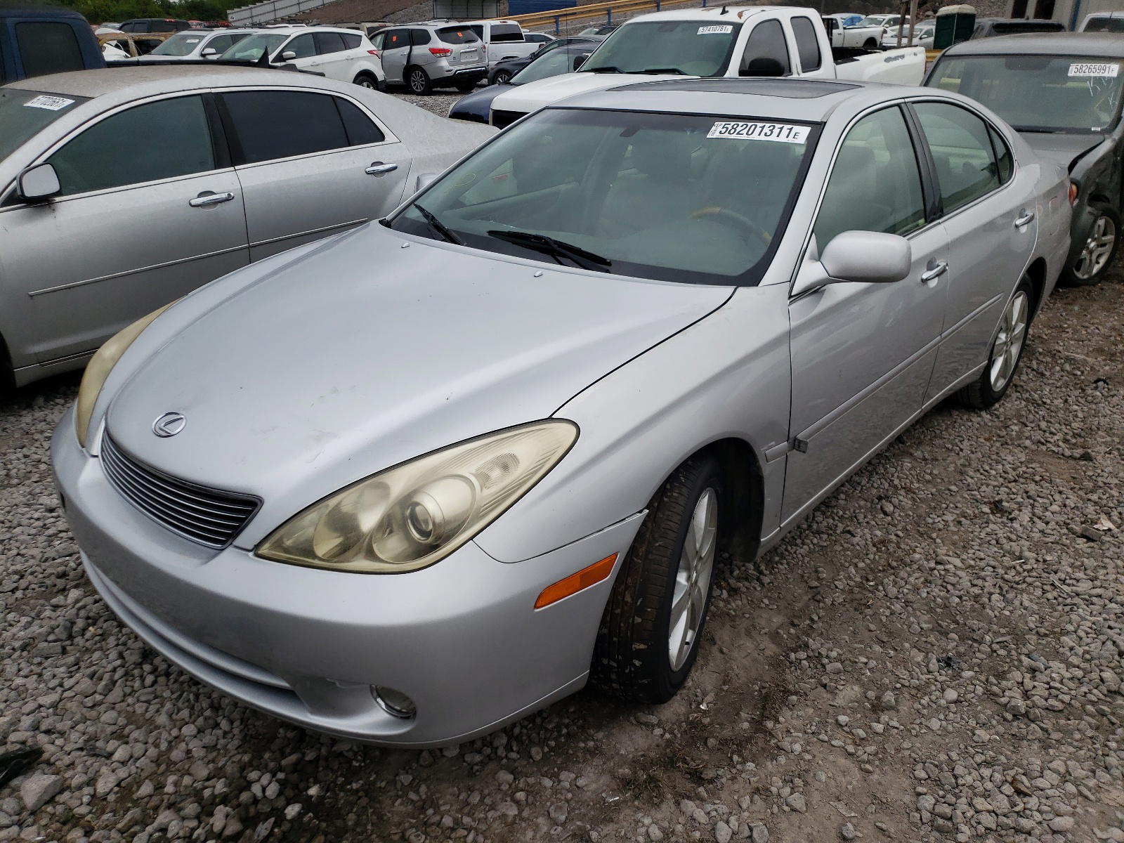 Photo 2 from auction – 2005 LEXUS ES 330 with VIN JTHBA30G255131833