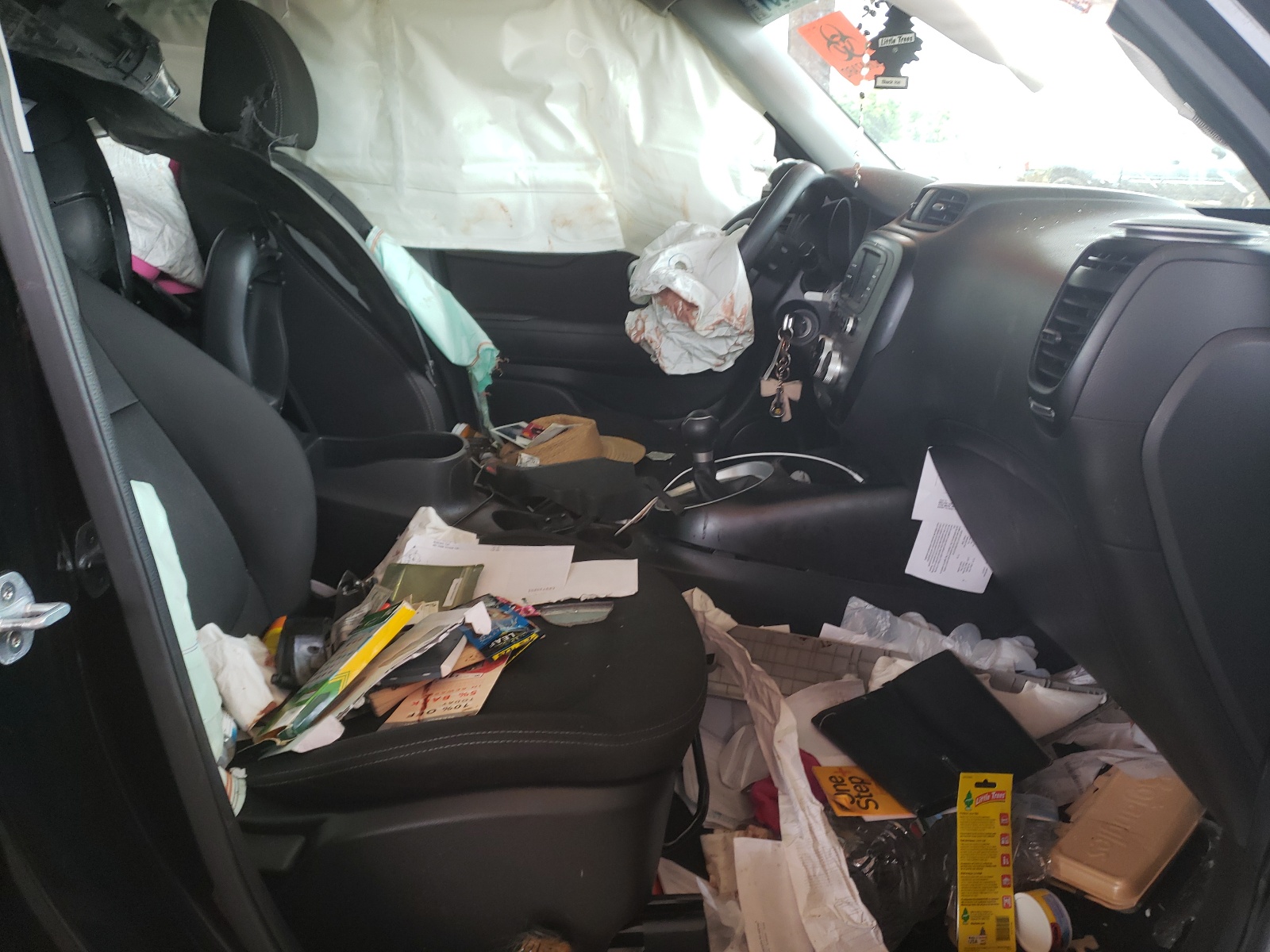 Photo 5 from auction – 2019 KIA SOUL with VIN KNDJN2A20K7918729