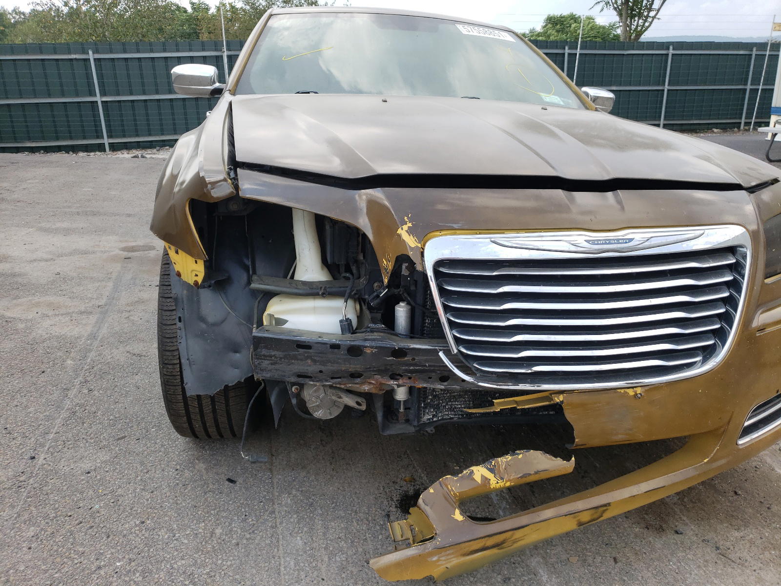 Photo 9 from auction – 2012 CHRYSLER 300 LIMITE with VIN 2C3CCACG3CH231448
