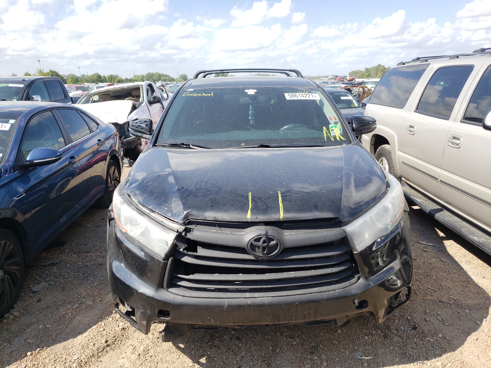 Photo 7 from auction – 2015 TOYOTA HIGHLANDER with VIN 5TDZARFH1FS011746