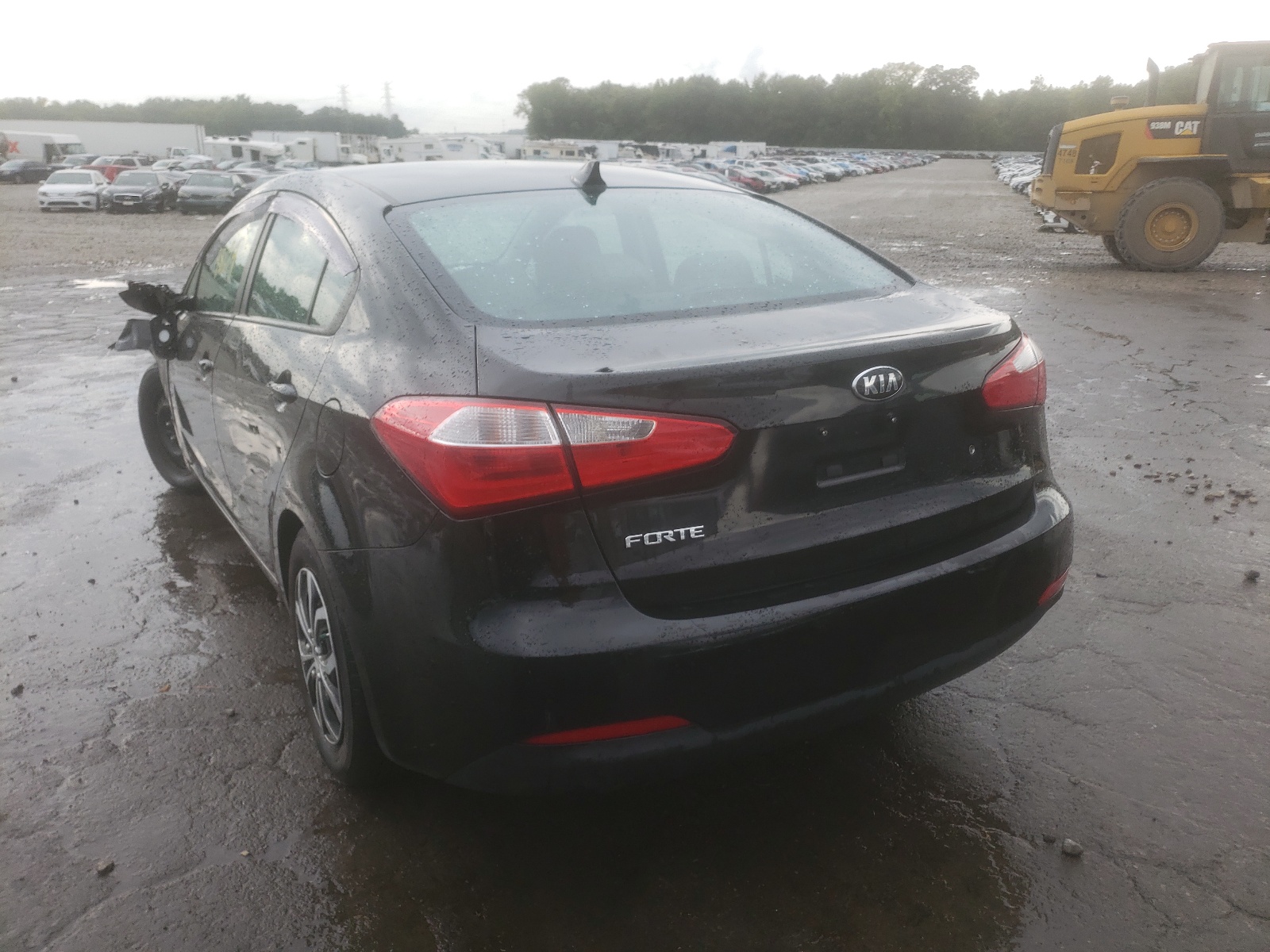 Photo 3 from auction – 2015 KIA FORTE LX with VIN KNAFK4A6XF5422803