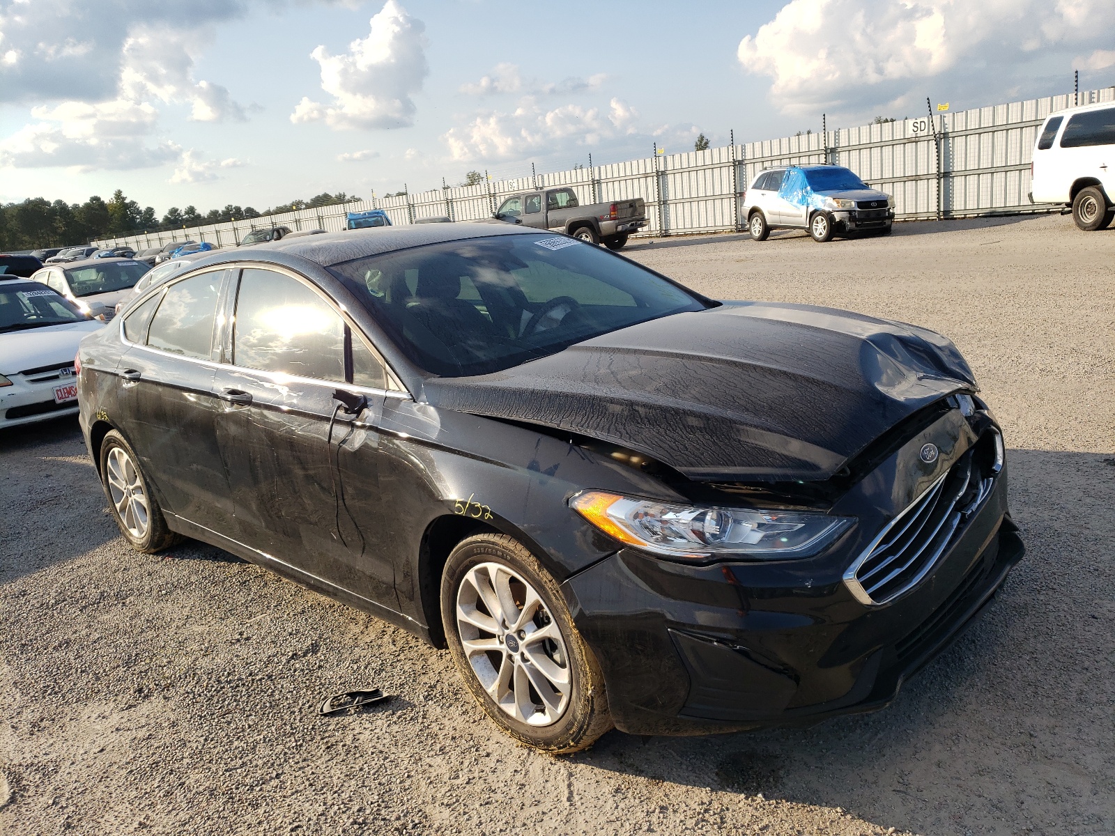FORD FUSION SE 2019 with VIN 3FA6P0HD6KR229255 - Photo from auction