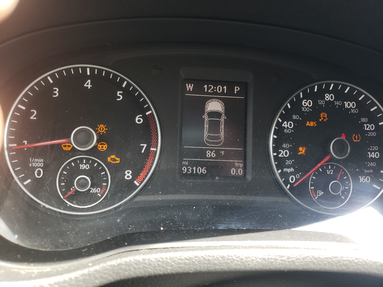 Photo 8 from auction – 2015 VOLKSWAGEN PASSAT SE with VIN 1VWBS7A34FC054345