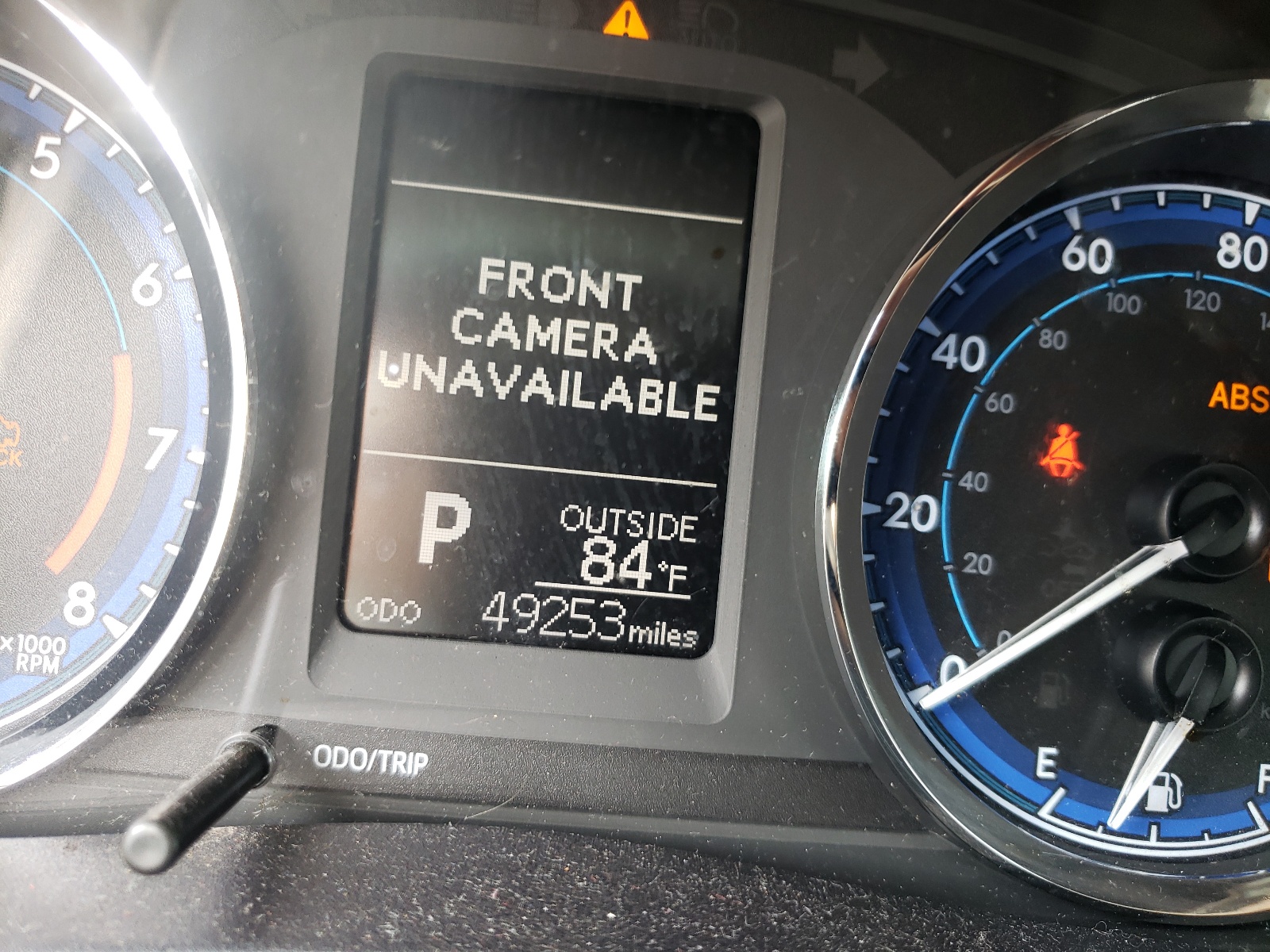 Zdjęcie 8 z aukcji – 2018 TOYOTA COROLLA L z VIN 2T1BURHEXJC043320