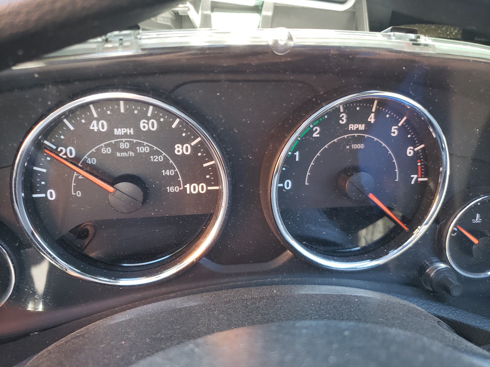 Photo 8 from auction – 2015 JEEP 4X4LIMITED with VIN 1C4BJWDG3FL703731