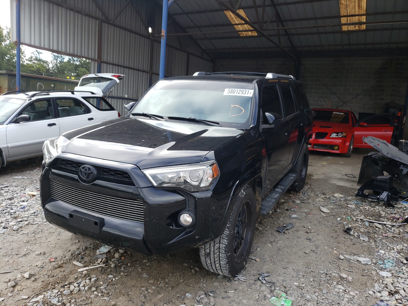 Zdjęcie 2 z aukcji – 2016 TOYOTA 4RUNNER SR z VIN JTEZU5JR1G5124468
