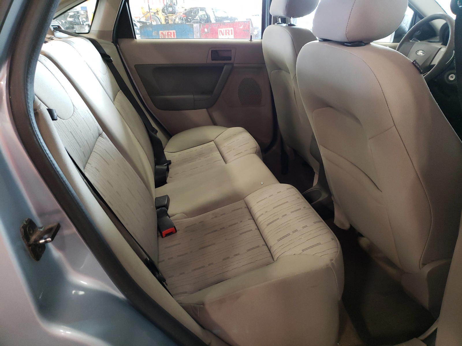 Photo 6 from auction – 2008 FORD FOCUS SE with VIN 1FAHP35N98W253191