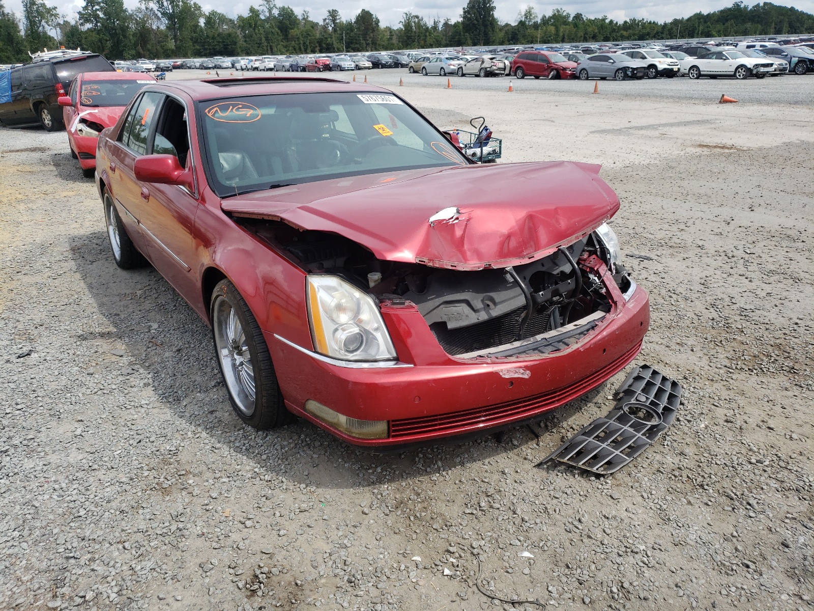 Photo 9 from auction – 2006 CADILLAC DTS with VIN 1G6KD579X6U100304