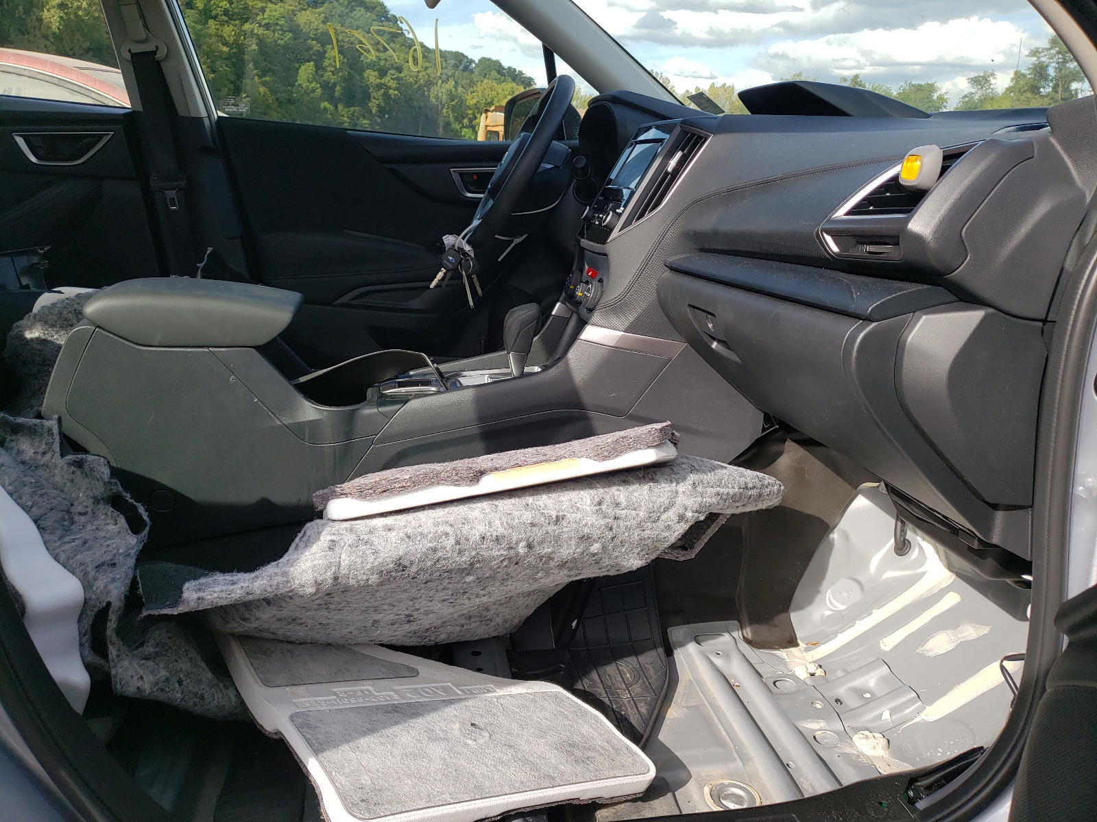 Photo 5 from auction – 2020 SUBARU FORESTER with VIN JF2SKADC0LH566423